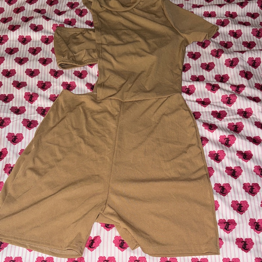 Cutout Ribbed Short Romper in Camel